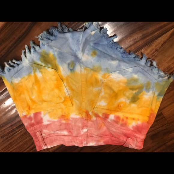 Booty shorts low rise size - Picture 4 of 5